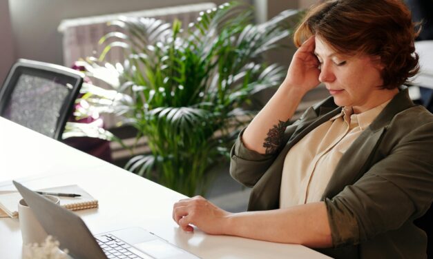 Oxidative Stress: Symptoms, Causes & How to Reduce It Naturally