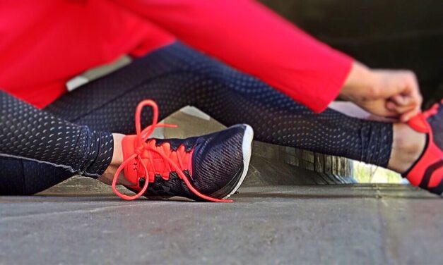 Combating Inflammation and Joint Pain: Natural Pain Management Strategies That Work at the Cellular Level